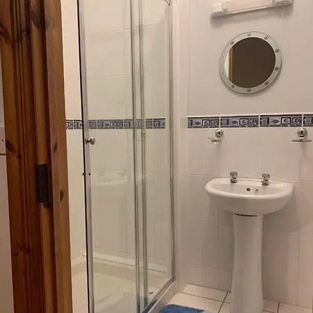 Global Guest Ireland Williamstown